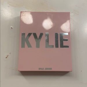 Kylie Cosmetics Bronzer!